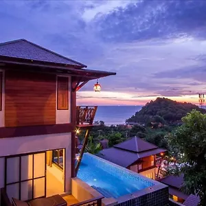 Villa Puteri Lanta Family